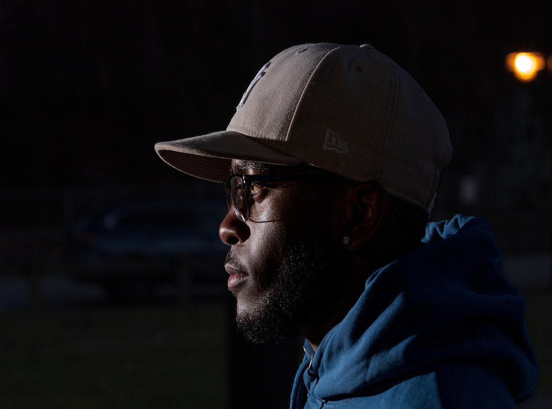 FAQs About Male Profile Pictures on WhatsApp